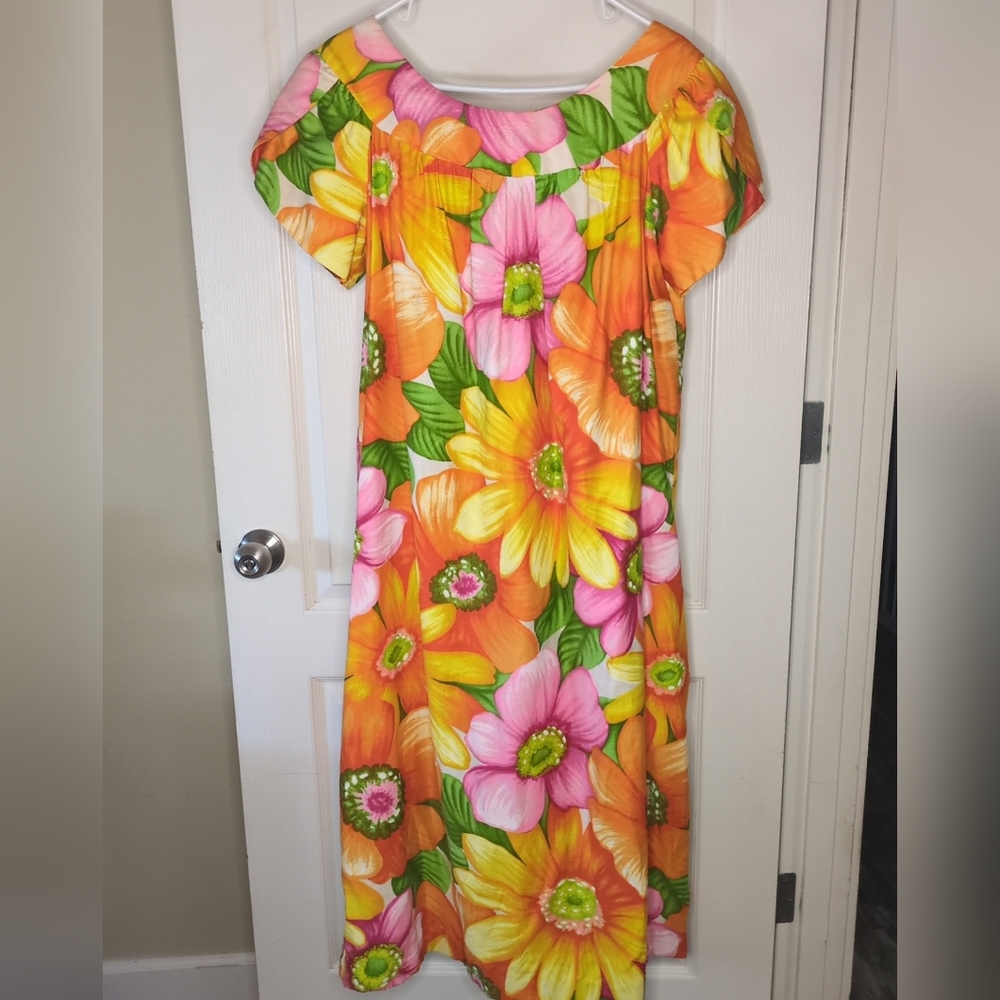 Vintage Alice Polynesian Fashions Muumuu Dress Floral Orange Yellow Pink Green